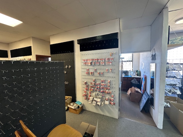 To Let commercial Property for Rent in Ndabeni Western Cape